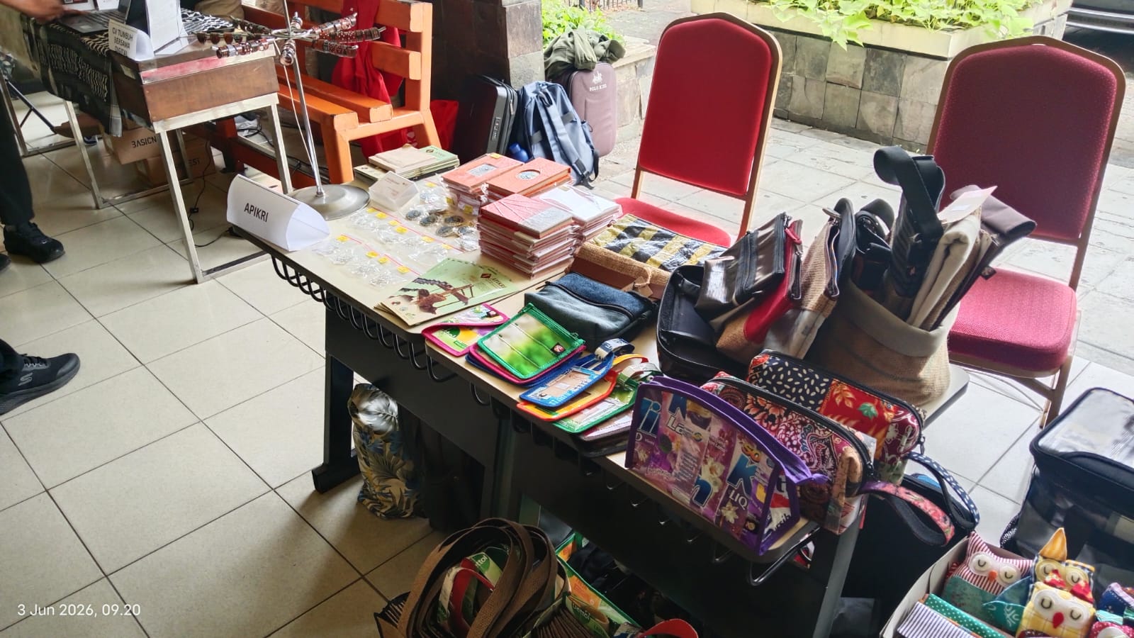 apikri-showcases-fair-trade-products-at-ffti-mini-bazaar-2026