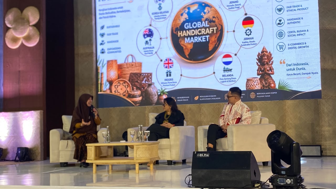 apikri-shares-expanding-market-to-verseas-and-sustaining-the-enterprise-at-inacraft-festival-2026