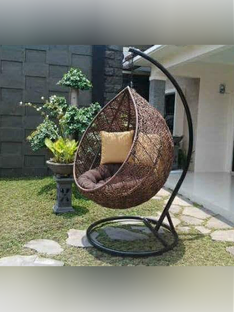 brown-and-black-hammock