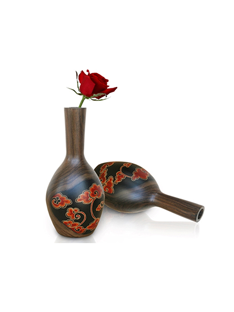 wooden-vase-bottle-with-funnel-neck-red-sky