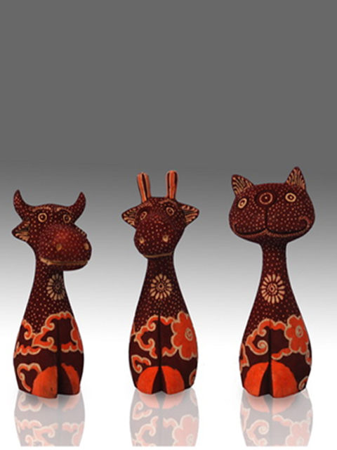 handmade-apikri-buffalo-giraffe-statue-ornament-set-3