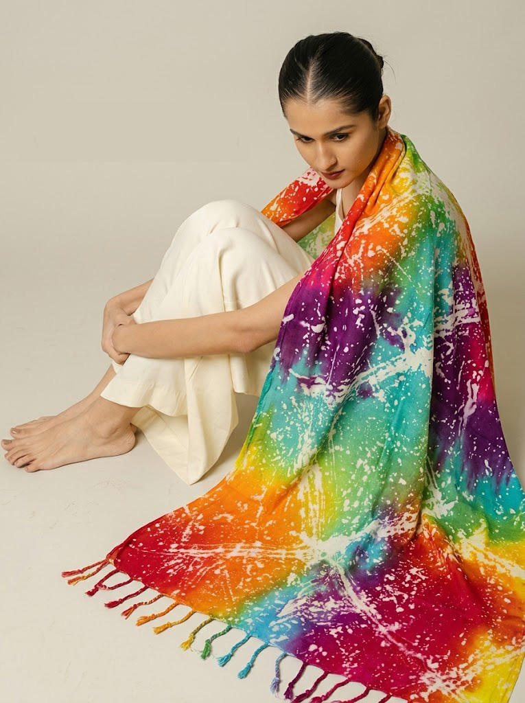 vibrant-rainbow-tie-dye-fringe-scarf