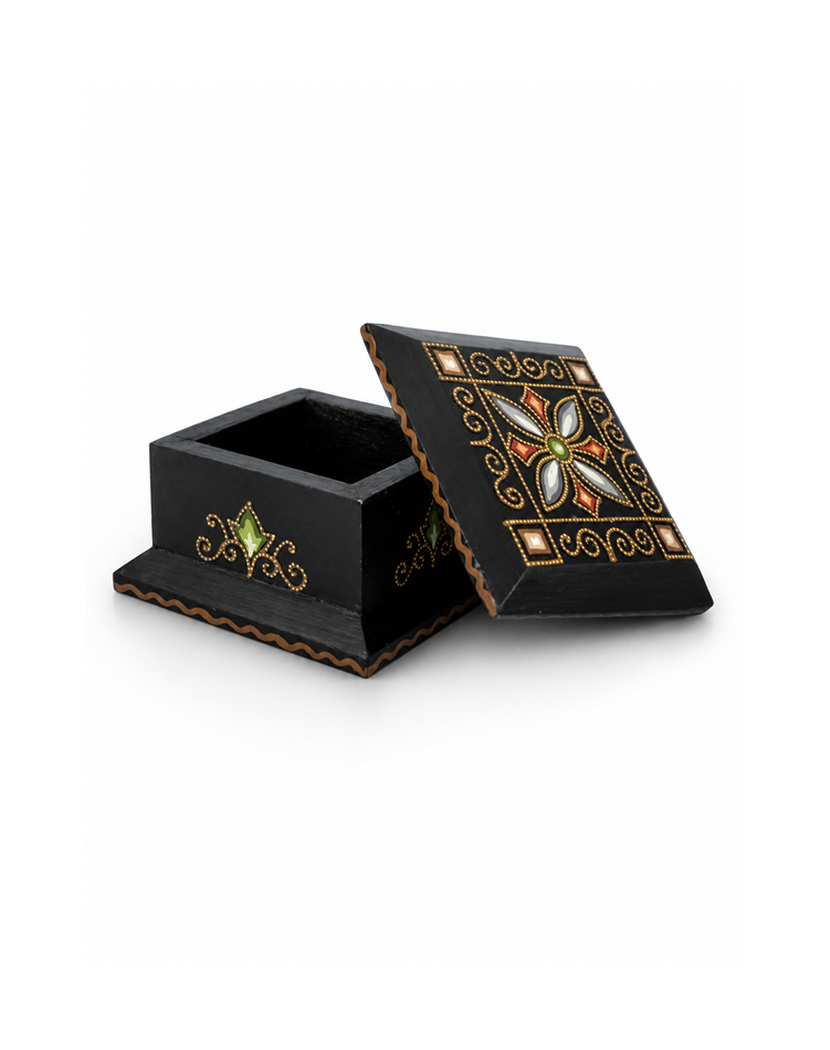 ethnic-wooden-box-jewelry-2
